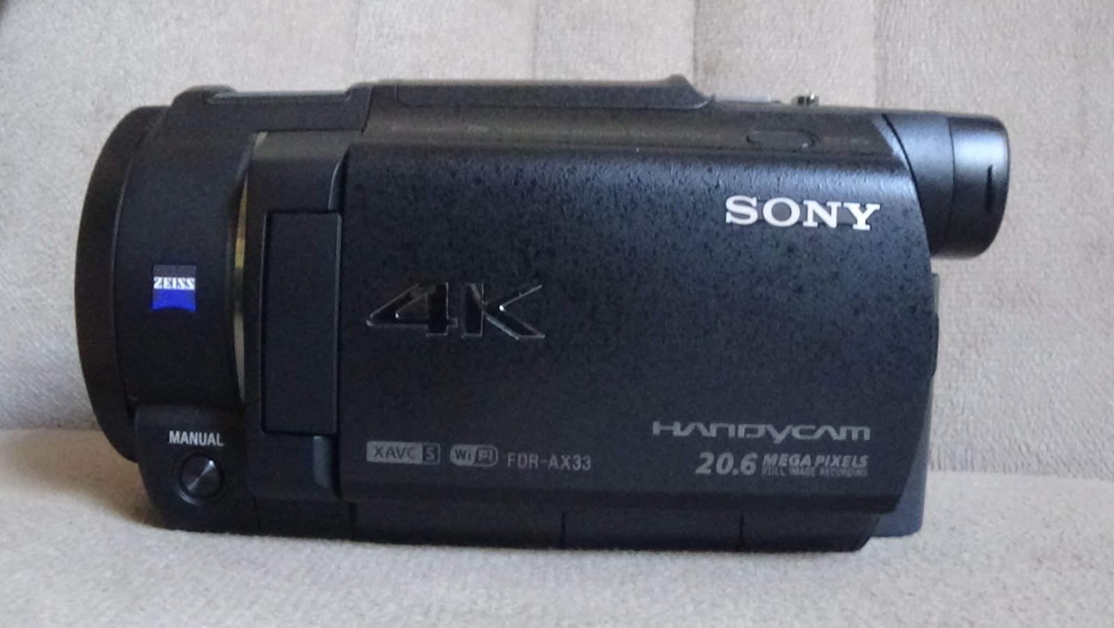 Filmadora sony fdr-ax33 Conheça as Principais Opções do Mercado Para Gravar em Qualidade 4K - Imagem 2